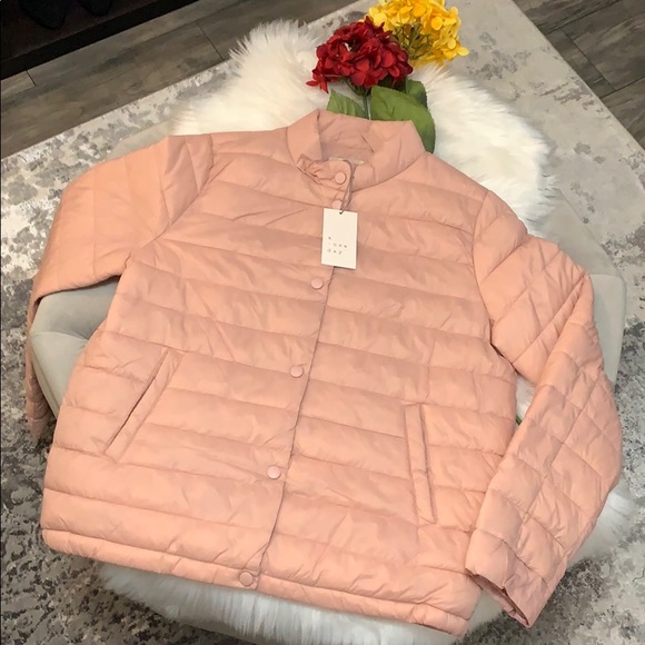 FIRM PRICE! New! Blush Pink Puffer Coat MED - Picture 2 of 5